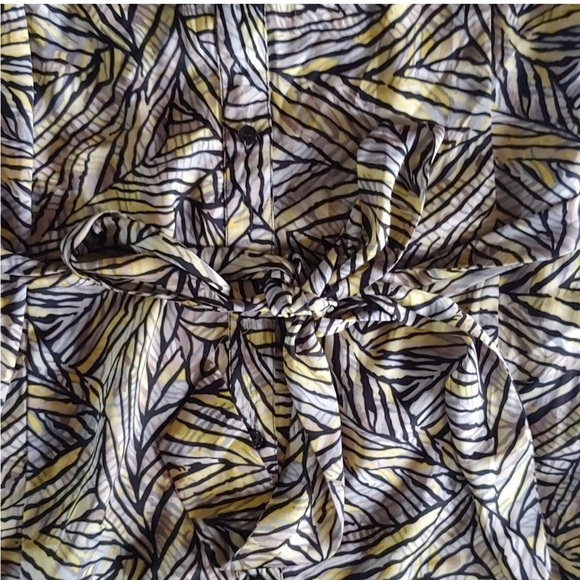 TAHARI ABSTRACT PRINT DRESS - Picture 4 of 5